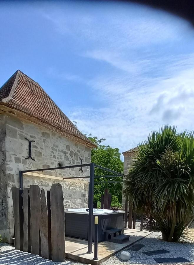 L'Atelier D'Andre Bed & Breakfast Monbahus Ngoại thất bức ảnh